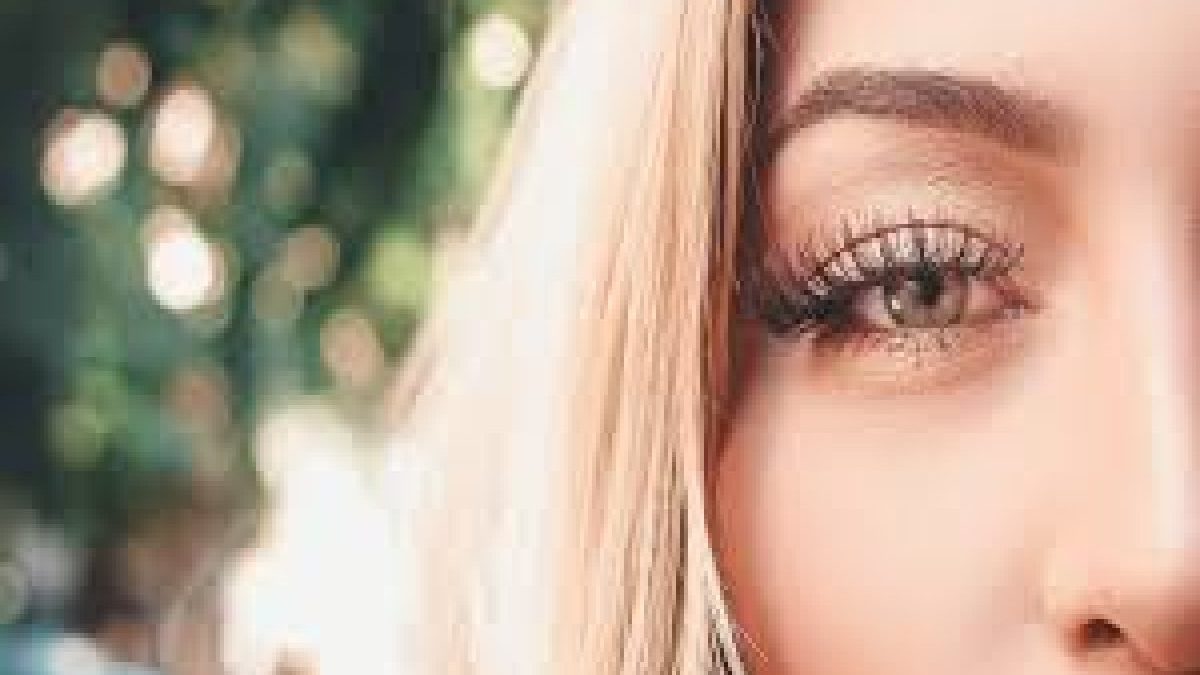 How to take care of the eyelashes to have them long and healthy