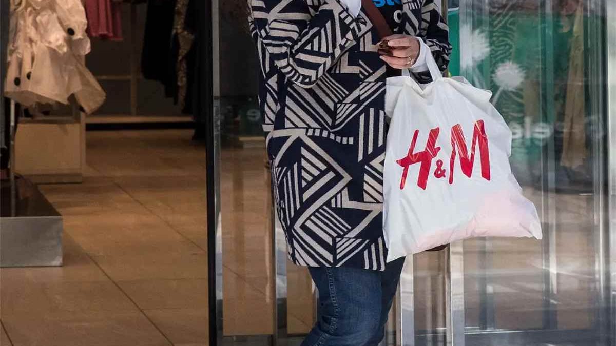 Unique Clothing Of H&M And Autumn 2022 Fashion In UAE