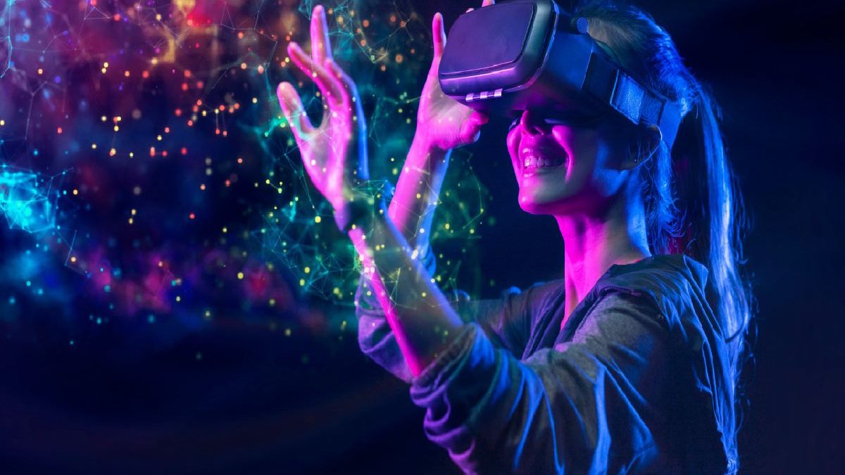 What You Should Consider When Designing in Virtual Reality