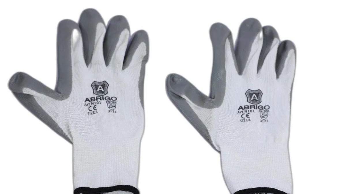 A Guide for Newbie Truckers to Buy the Finest Gloves