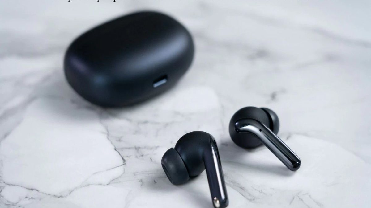 thesparkshop.in:product/wireless-earbuds-bluetooth-5-0-8d-stereo-sound-hi-fi